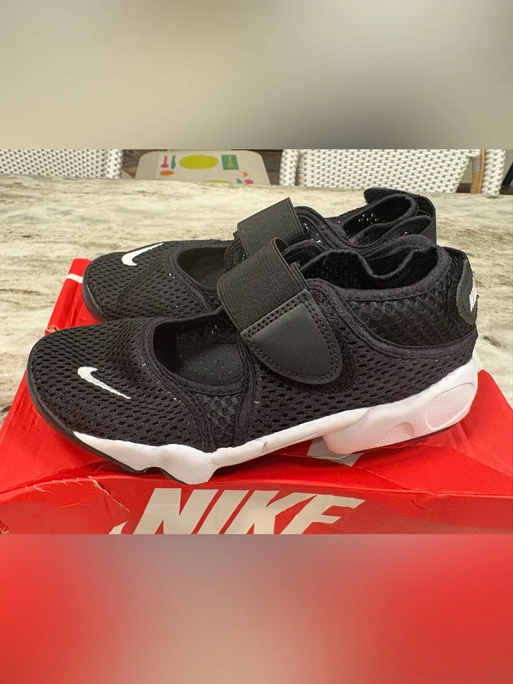 Nike Kids Rift Black/White 6Y 322359 014